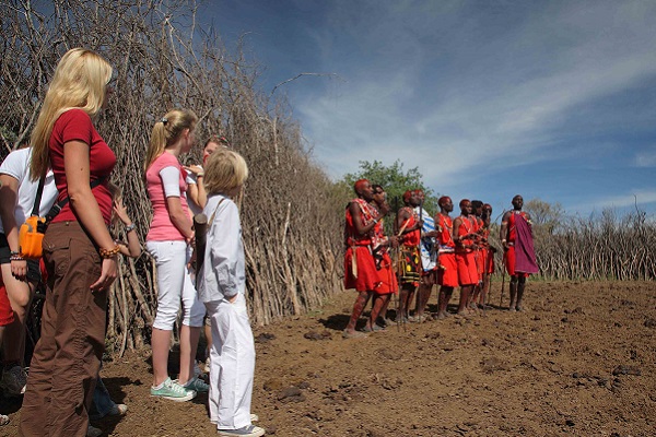 masai village visit cost